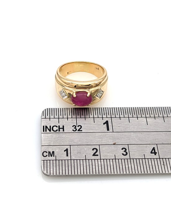 Ruby Cabochon and Round Diamond Tapered Band